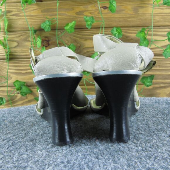 Michael Kors Women's Gladiator Beige Leather Size 6.5M Gently Used 2025 - Picture 4 of 7